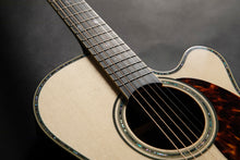 Charger l'image dans la galerie, TAKAMINE RNV460C Guitare folk Nex Cutaway Electro