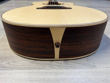 Charger l'image dans la galerie, Dowina - Master Série - Cocobolo III GACE - Dolomite Spruce Top