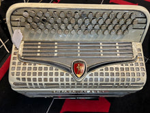 Charger l'image dans la galerie, ACCORDEON CRUCCIANELLI 96 BASSES CHROMATIQUE OCCASION