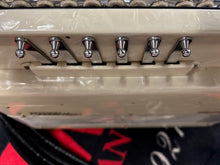 Charger l'image dans la galerie, ACCORDEON CRUCCIANELLI 96 BASSES CHROMATIQUE OCCASION
