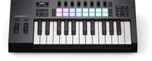 Charger l'image dans la galerie, Novation LAUNCHKEY-25-MK4 - Clavier maitre 25 touches, 16 pads, 8 encodeurs écran OLED
