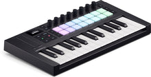 Charger l'image dans la galerie, Novation LAUNCHKEY-MN25-MK4 MINI Clavier maitre 25 mini-touches, 16 pads, 8 encodeurs, écran OLED