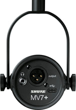 Charger l'image dans la galerie, SHURE MV7+-K - Bureau / Podcast - Micro numérique podcast