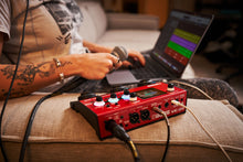 Charger l'image dans la galerie, Boss VE22 VOCAL PERFORMER