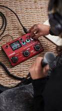 Charger l'image dans la galerie, Boss VE22 VOCAL PERFORMER