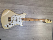 Charger l'image dans la galerie, OCCASION GUITARE ELECTIQUE WESTON CONCORD III JAPAN