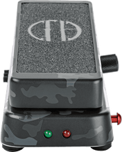 Charger l'image dans la galerie, DUNLOP DB01B Signature Pedale Dimebag Wah Black Camo