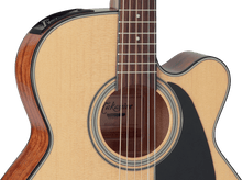 Charger l'image dans la galerie, TAKAMINE GN51CENAT Auditorium Cutaway Electro