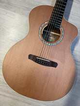 Charger l'image dans la galerie, Dowina - Master Série - Granadillo GACE - Cedar Top