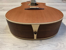 Charger l'image dans la galerie, Dowina - Master Série - Granadillo GACE - Cedar Top