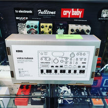 Charger l'image dans la galerie, KORG - DKO VOLCA-NUBASS bouclier Synthé basse analogique avec lampe Nutube