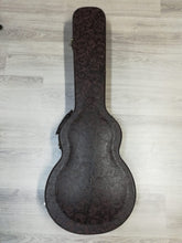 Charger l'image dans la galerie, Maybach Lester 58 2019 Cherry lane aged