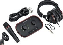 Charger l'image dans la galerie, FOCUSRITE - RFO VOCASTER-ONE-STUDIO - Pack pour podcast - Interface audio 1 entrée / Micro / Casque / Accessoires