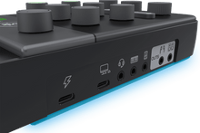 Charger l'image dans la galerie, MACKIE - SMK MCASTER-LIVE - Mixeur portable pour le streaming