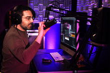 Charger l'image dans la galerie, SHURE SM7B-PACK3 Pack micro SM7B + pied articulé 23850 + casque SRH840A-EFS