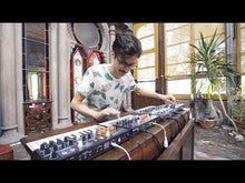 Charger et lire la vidéo dans la visionneuse de la Galerie, ARTURIA MICROFREAK synthetiseur