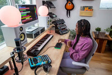 Charger l'image dans la galerie, Roland Aira Compact S-1 Tweak Synth
