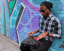 Charger l'image dans la galerie, Numark PT01SCRATCH  PLATINE VINYLE USB / HP / Piles / Switch Scratch
