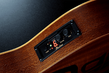 Charger l'image dans la galerie, LAG TKU150TE UKULELE Tenor Slim Arched Back Électro avec housse
