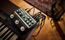 Charger l'image dans la galerie, Boss RE-202 Space Echo
